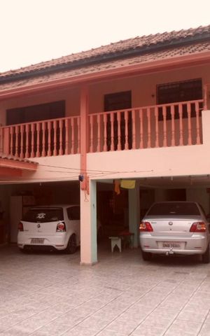 Casa à venda com 398m², 4 quartos e 8 vagas Casa à venda com 398m², 4 quartos e 8 vagasGaragem