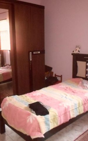 Casa à venda com 398m², 4 quartos e 8 vagas Casa à venda com 398m², 4 quartos e 8 vagasDormitório 2
