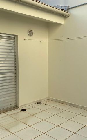 Casa à venda com 196m², 3 quartos e 2 vagas Casa à venda com 196m², 3 quartos e 2 vagasquintal