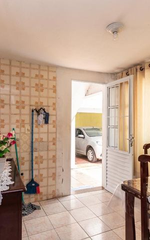 Casa à venda com 70m², 2 quartos e 3 vagas Casa à venda com 70m², 2 quartos e 3 vagasCopa casa 2