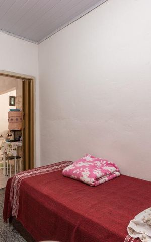 Casa à venda com 70m², 2 quartos e 3 vagas Casa à venda com 70m², 2 quartos e 3 vagasQuarto 2 casa 2