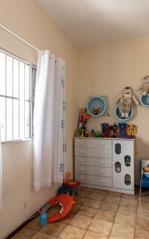 Casa à venda com 70m², 2 quartos e 3 vagas Casa à venda com 70m², 2 quartos e 3 vagasQuarto 2 casa 1