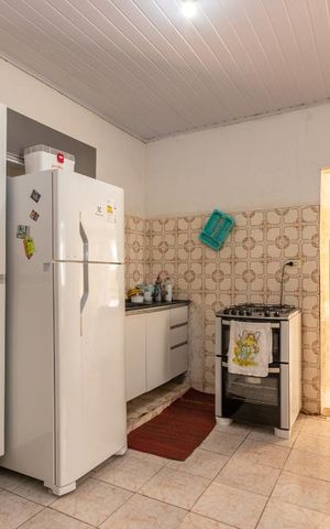 Casa à venda com 70m², 2 quartos e 3 vagas Casa à venda com 70m², 2 quartos e 3 vagasCozinha casa 2