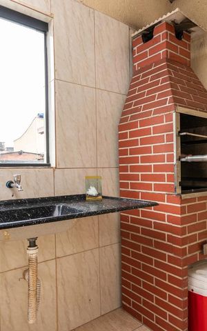 Casa à venda com 70m², 2 quartos e 3 vagas Casa à venda com 70m², 2 quartos e 3 vagasChurrasqueira casa 1