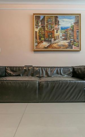 Casa à venda com 178m², 3 quartos e 3 vagasSala