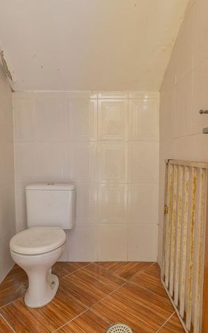 Casa à venda com 178m², 3 quartos e 3 vagasLavabo