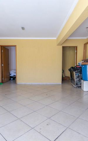 Casa à venda com 178m², 3 quartos e 3 vagasGaragem