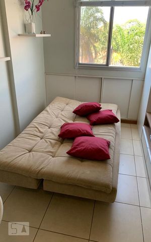 Studio para alugar com 27m², 1 quarto e 1 vaga Studio para alugar com 27m², 1 quarto e 1 vagaQuarto