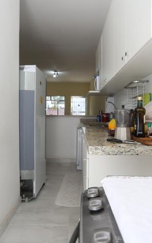 Casa à venda com 180m², 5 quartos e 2 vagasCozinha