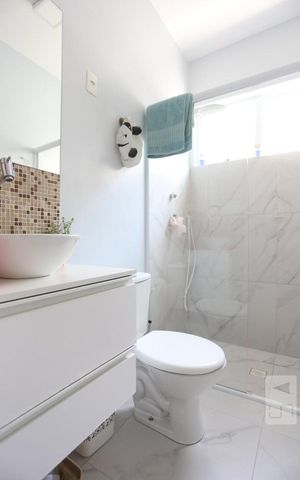 Casa à venda com 180m², 5 quartos e 2 vagasBanheiro Social