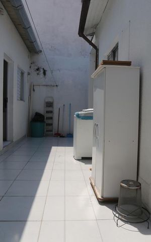 Casa à venda com 180m², 5 quartos e 2 vagasÁrea de Serviço
