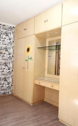 Casa à venda com 150m², 3 quartos e 2 vagas Casa à venda com 150m², 3 quartos e 2 vagasQuarto