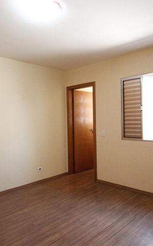 Casa à venda com 150m², 3 quartos e 2 vagas Casa à venda com 150m², 3 quartos e 2 vagasQuarto