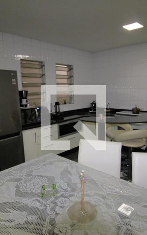 Casa à venda com 160m², 3 quartos e 2 vagasCozinha
