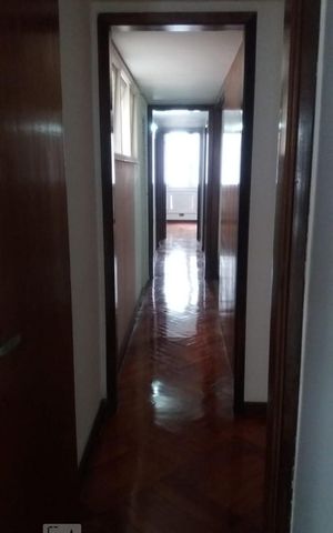 Apartamento para alugar com 174m², 4 quartos e 2 vagas Apartamento para alugar com 174m², 4 quartos e 2 vagasCorredor