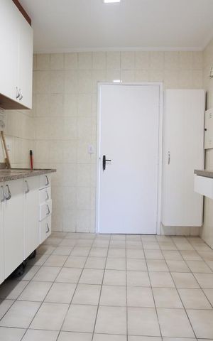 Apartamento à venda com 95m², 3 quartos e 2 vagasCozinha