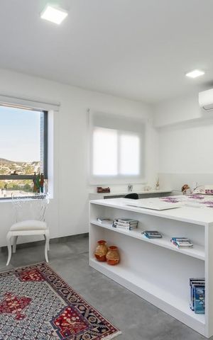 Studio à venda com 37m², 1 quarto e sem vaga Studio à venda com 37m², 1 quarto e sem vagaQuarto/Sala