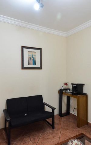 Casa à venda com 200m², 4 quartos e sem vagaSala