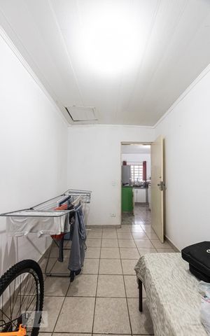 Casa para alugar com 120m², 2 quartos e 3 vagasQuarto