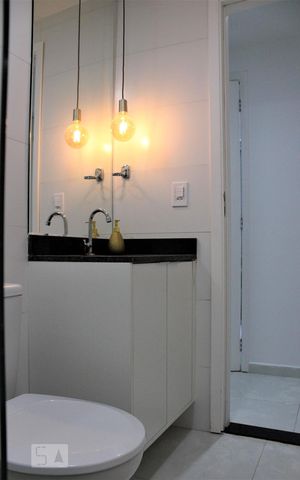 Studio à venda com 37m², 1 quarto e sem vagaBanheiro