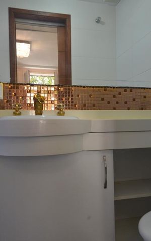Apartamento à venda com 87m², 2 quartos e sem vagaBanheiro 2