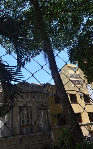 Apartamento à venda com 87m², 2 quartos e sem vagaVista