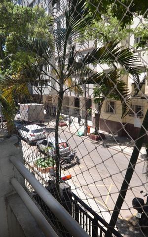 Apartamento à venda com 87m², 2 quartos e sem vagaVista