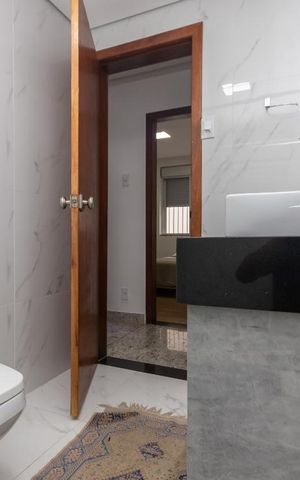 Casa à venda com 360m², 3 quartos e 2 vagas Casa à venda com 360m², 3 quartos e 2 vagasBanheiro Suíte