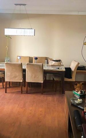 Apartamento à venda com 75m², 3 quartos e 2 vagas Apartamento à venda com 75m², 3 quartos e 2 vagasSala