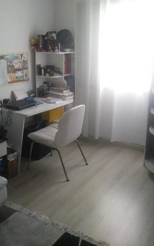 Casa à venda com 128m², 3 quartos e 3 vagas Casa à venda com 128m², 3 quartos e 3 vagasDormitório 3