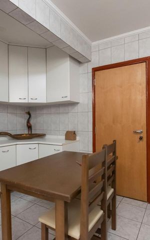 Apartamento para alugar com 83m², 2 quartos e 1 vagaCozinha