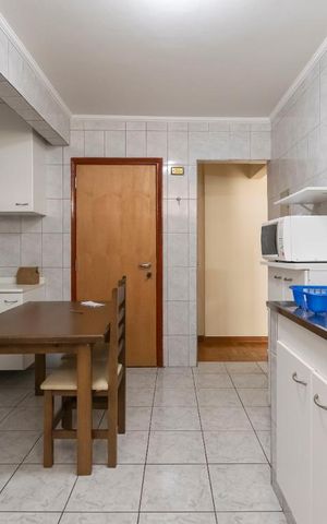 Apartamento para alugar com 83m², 2 quartos e 1 vagaCozinha