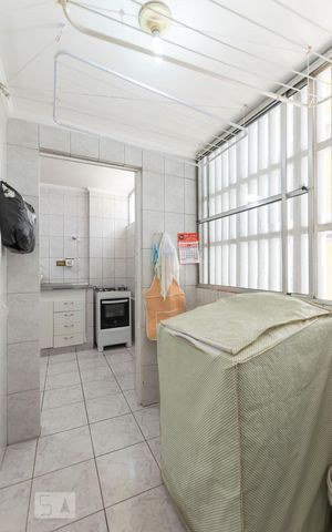 Apartamento para alugar com 83m², 2 quartos e 1 vagaCozinha e Área de Serviço