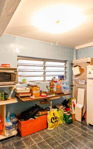 Casa à venda com 145m², 3 quartos e 2 vagas Casa à venda com 145m², 3 quartos e 2 vagasEdícula