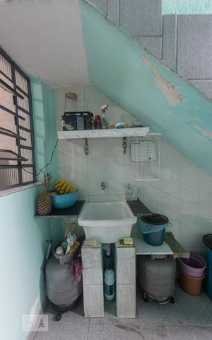 Casa à venda com 109m², 3 quartos e 1 vagaÁrea de Serviço 1