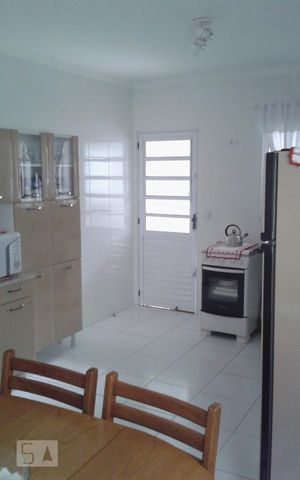 Casa à venda com 120m², 3 quartos e 4 vagas Casa à venda com 120m², 3 quartos e 4 vagasCozinha