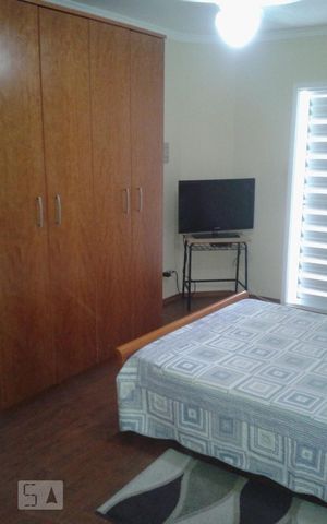 Casa à venda com 120m², 3 quartos e 4 vagas Casa à venda com 120m², 3 quartos e 4 vagasQuarto