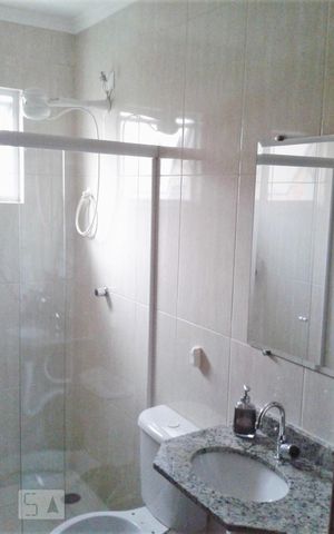 Casa à venda com 120m², 3 quartos e 4 vagas Casa à venda com 120m², 3 quartos e 4 vagasBanheiro