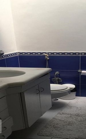 Casa à venda com 460m², 2 quartos e 3 vagas Casa à venda com 460m², 2 quartos e 3 vagasBanheiro