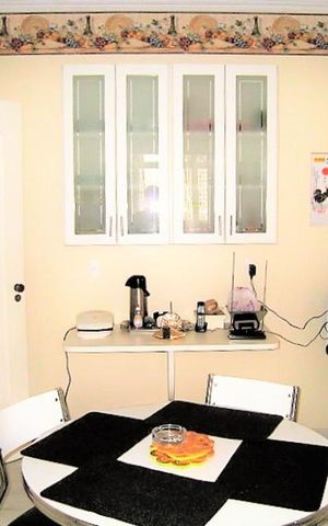 Apartamento à venda com 230m², 4 quartos e 3 vagas Apartamento à venda com 230m², 4 quartos e 3 vagasCopa