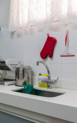 Casa de condomínio à venda com 380m², 3 quartos e 3 vagas1o. Andar - Cozinha