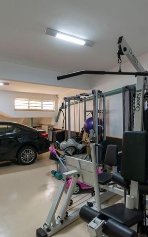 Casa de condomínio à venda com 380m², 3 quartos e 3 vagasSubsolo - Garagem