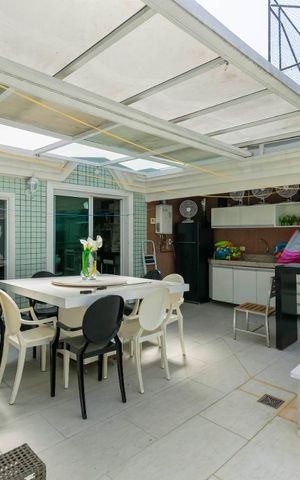 Casa de condomínio à venda com 380m², 3 quartos e 3 vagas3o. Andar - Cobertura