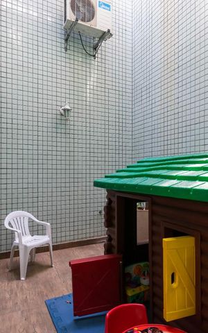 Casa de condomínio à venda com 380m², 3 quartos e 3 vagas1o. Andar - Varanda