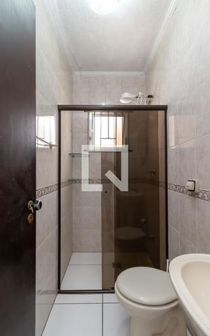 Casa à venda com 110m², 2 quartos e 2 vagasBanheiro
