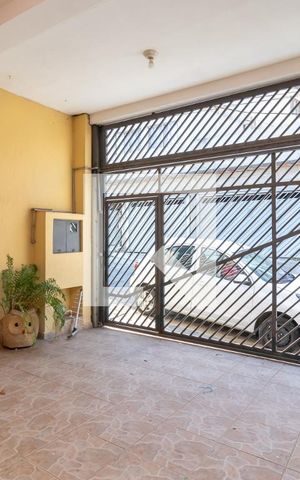 Casa à venda com 110m², 2 quartos e 2 vagasGaragem