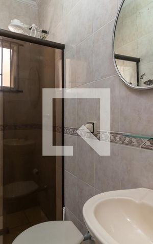 Casa à venda com 110m², 2 quartos e 2 vagasBanheiro