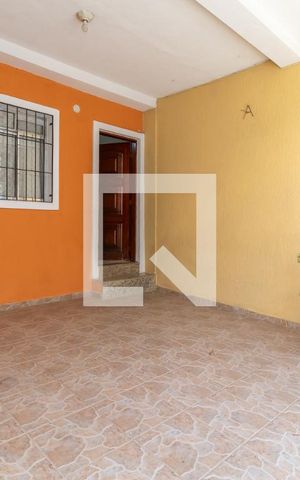 Casa à venda com 110m², 2 quartos e 2 vagasGaragem