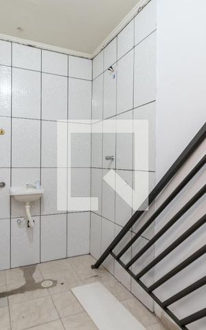 Casa à venda com 110m², 2 quartos e 2 vagasBanheiro e Área de Serviço