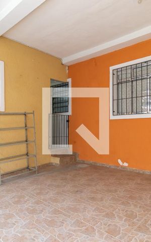 Casa à venda com 110m², 2 quartos e 2 vagasGaragem